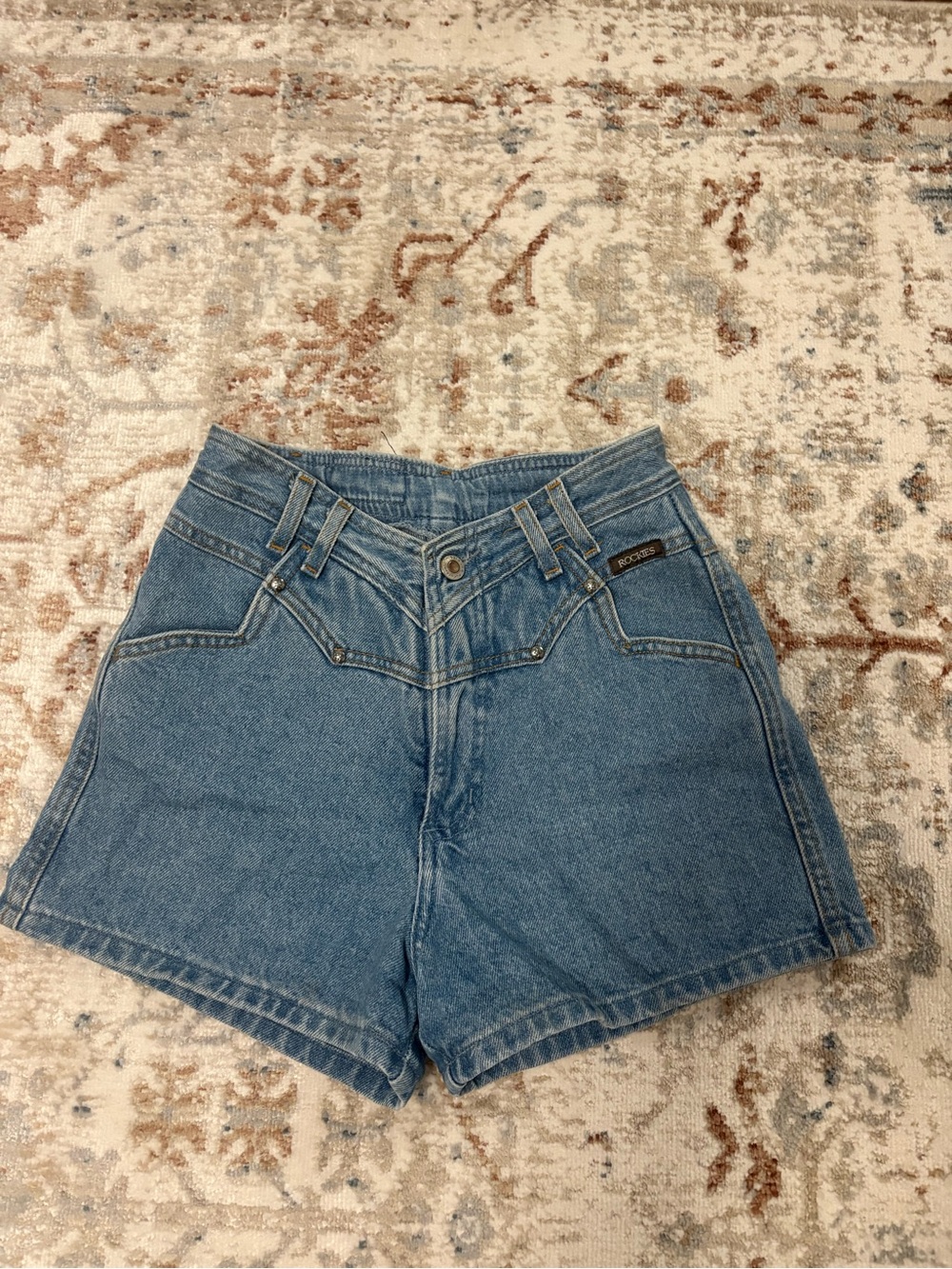 V shaped denim Rockies shorts